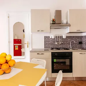 https://appartamento-biancaneve.palermohotels.org